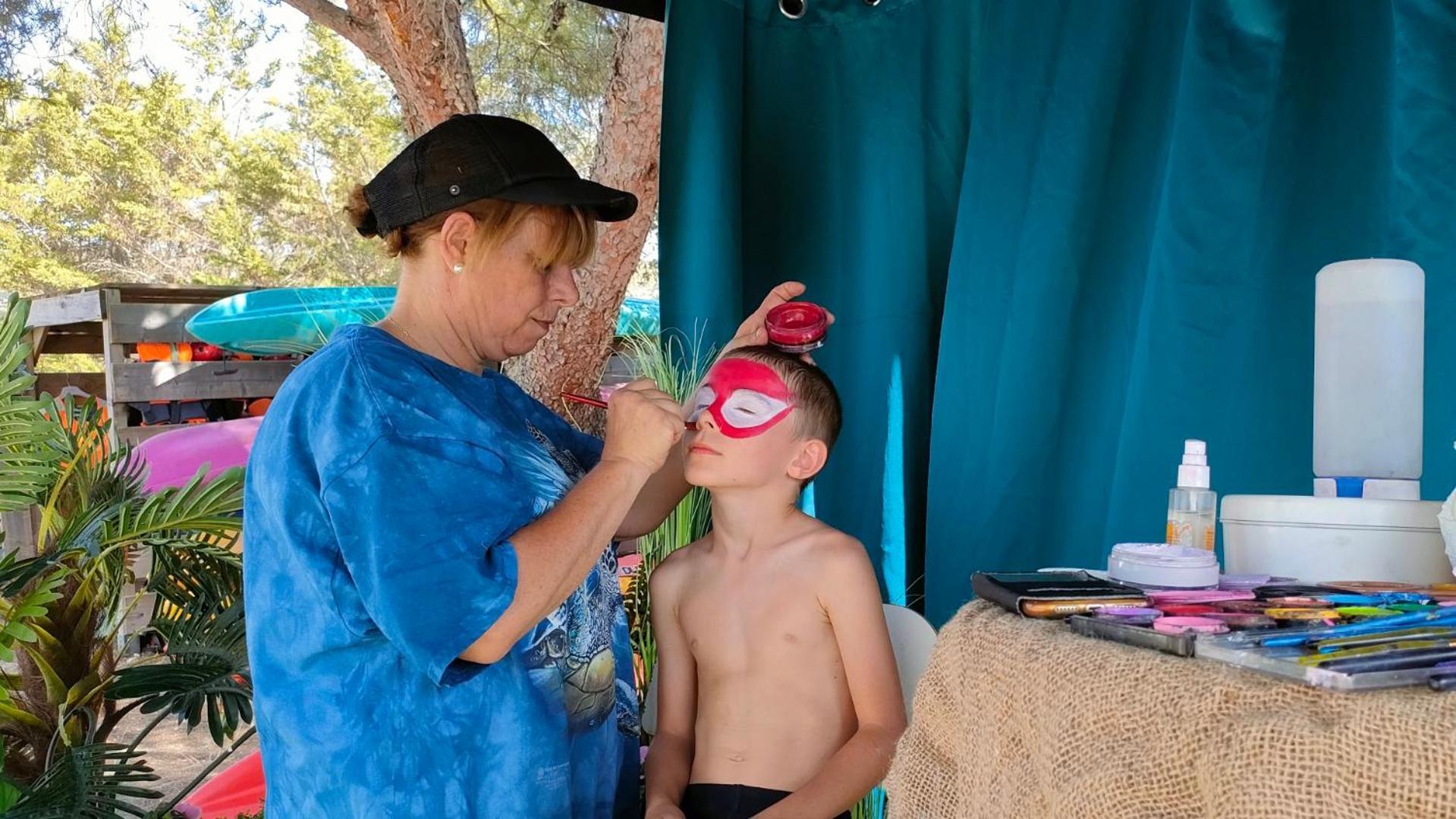 Camping Tikayan Felix De La Bastide Saint-Mitre-les-Remparts Buitenkant foto