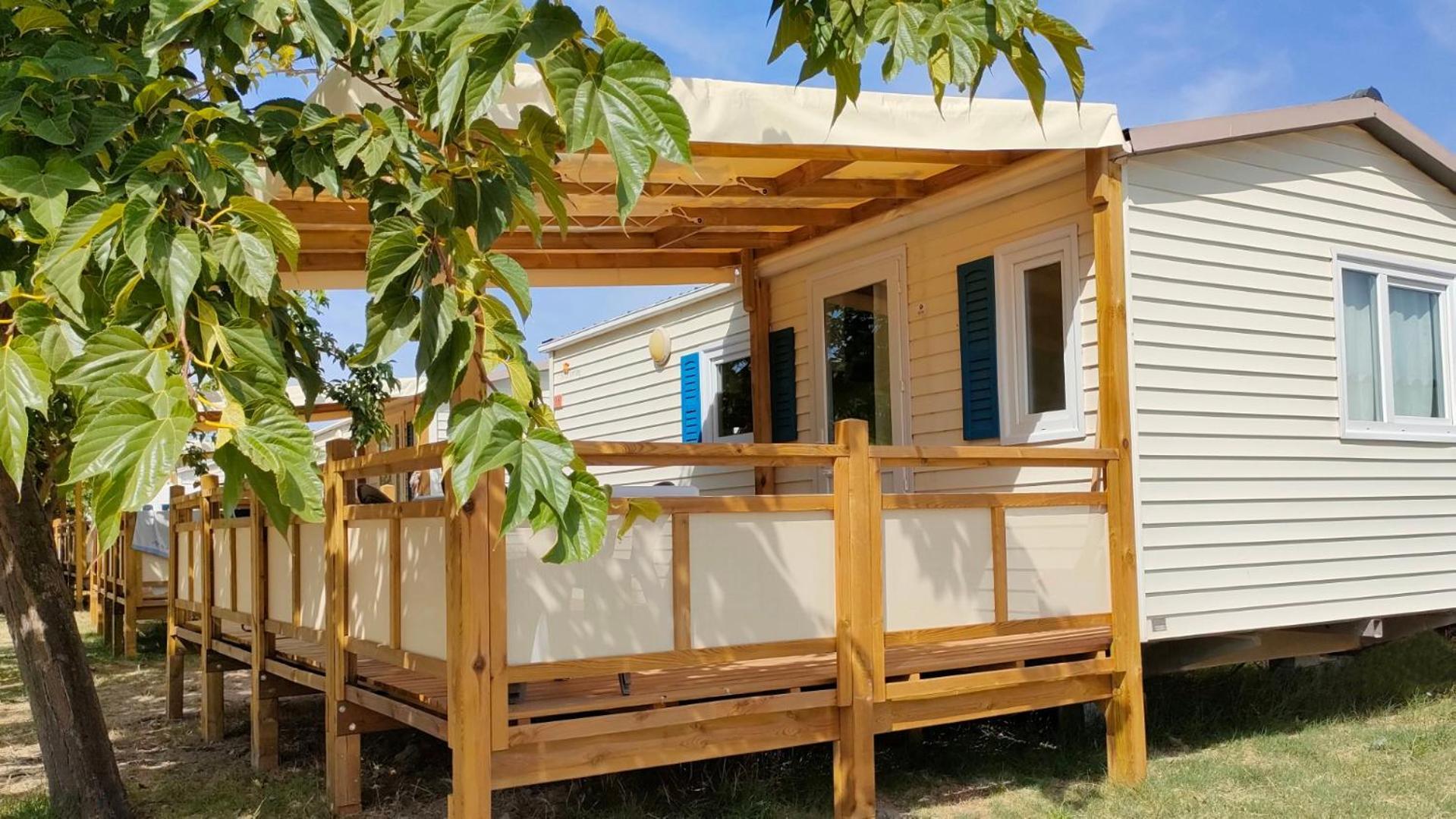 Camping Tikayan Felix De La Bastide Saint-Mitre-les-Remparts Buitenkant foto