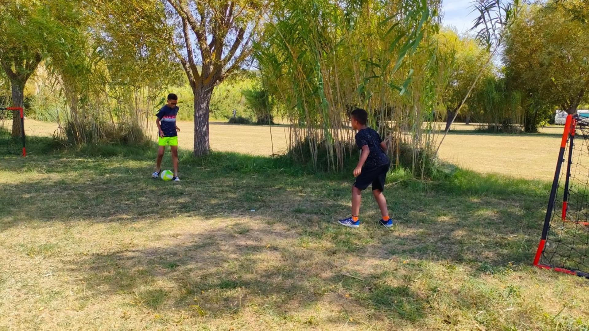 Camping Tikayan Felix De La Bastide Saint-Mitre-les-Remparts Buitenkant foto